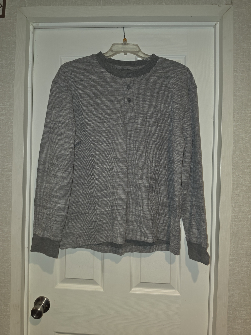 Goodfellow & Co Men's Gray Crewneck Henley Sweater